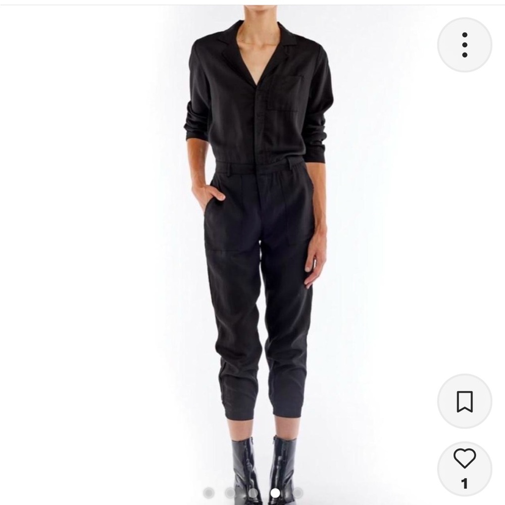 Brand new Lulus Jumpsuit in Black size small